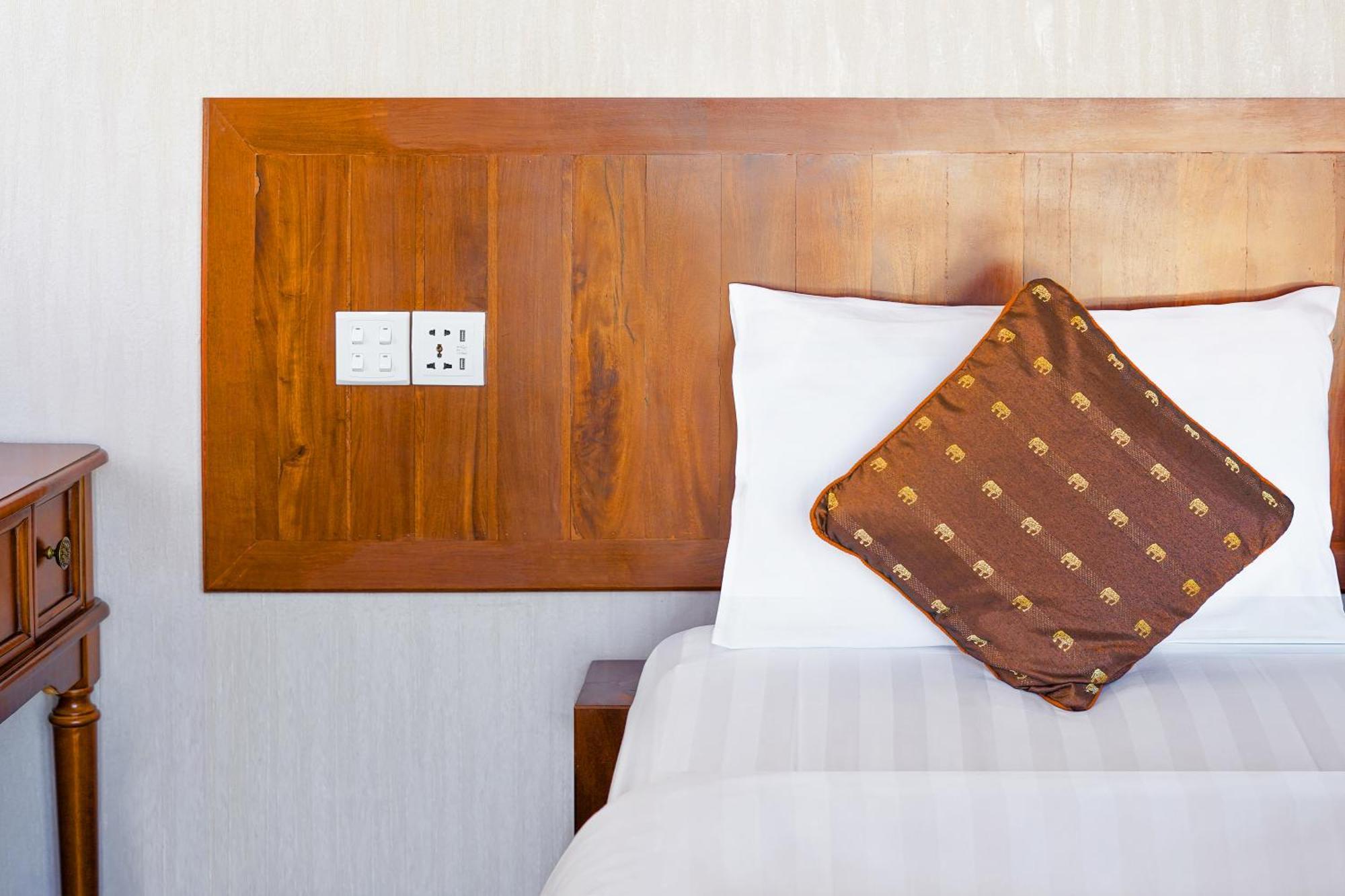 Phuminh Hotel Riverside Phnom Penh Dış mekan fotoğraf