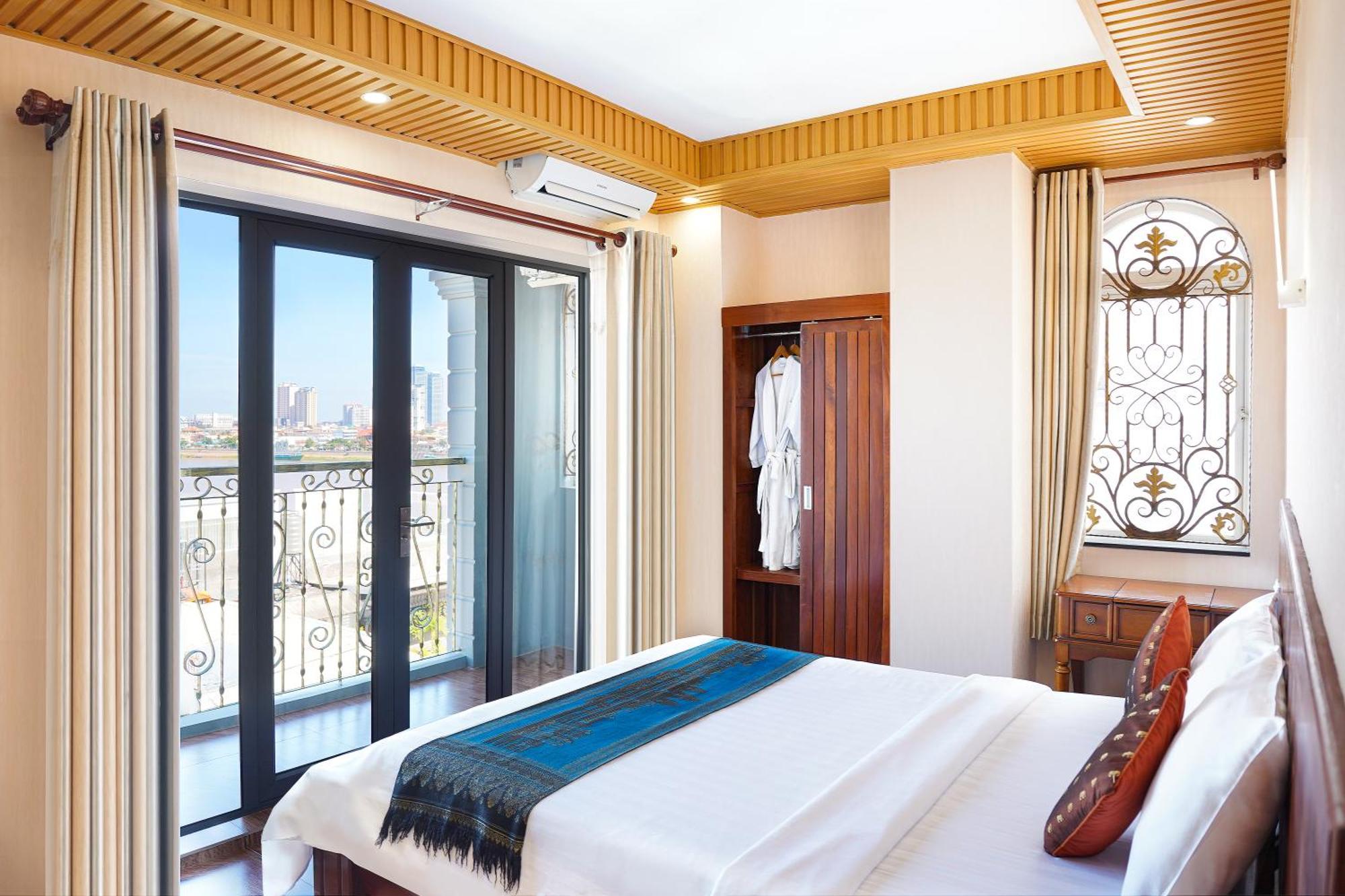 Phuminh Hotel Riverside Phnom Penh Dış mekan fotoğraf