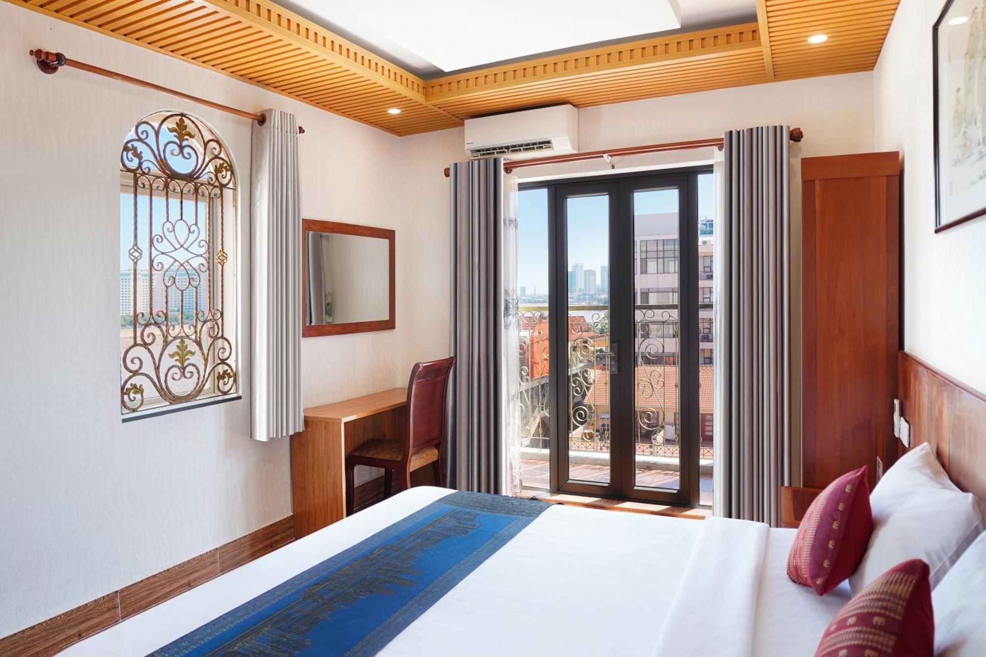 Phuminh Hotel Riverside Phnom Penh Dış mekan fotoğraf
