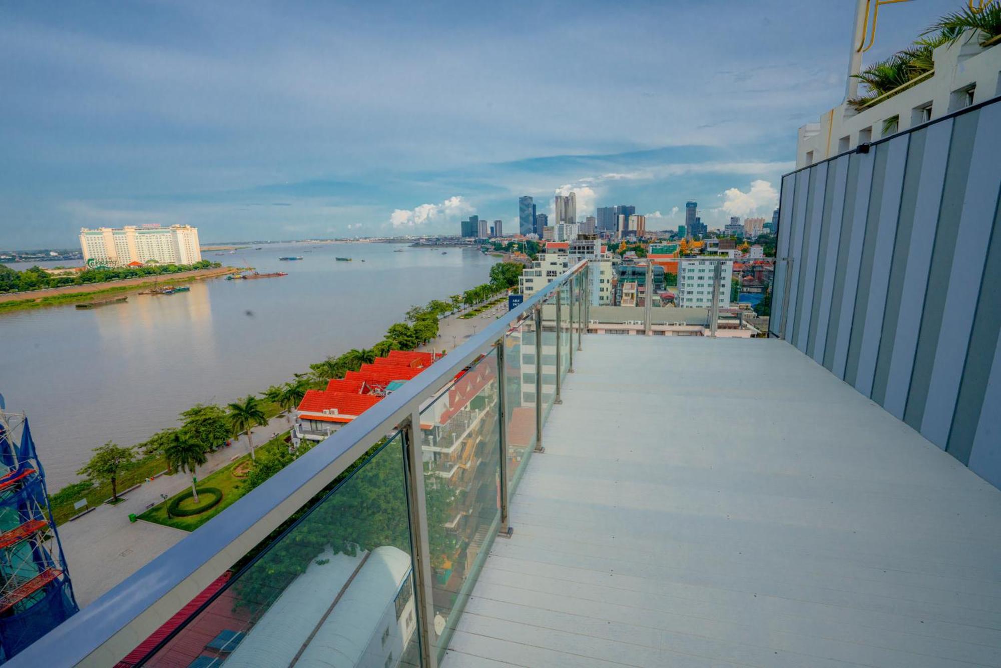 Phuminh Hotel Riverside Phnom Penh Dış mekan fotoğraf