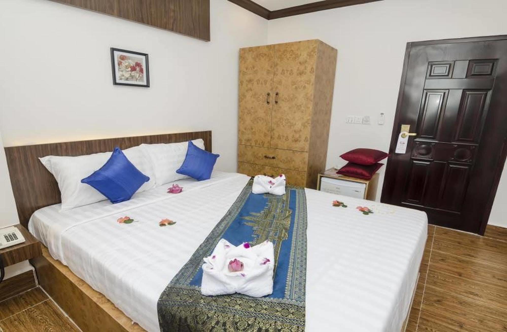Phuminh Hotel Riverside Phnom Penh Dış mekan fotoğraf