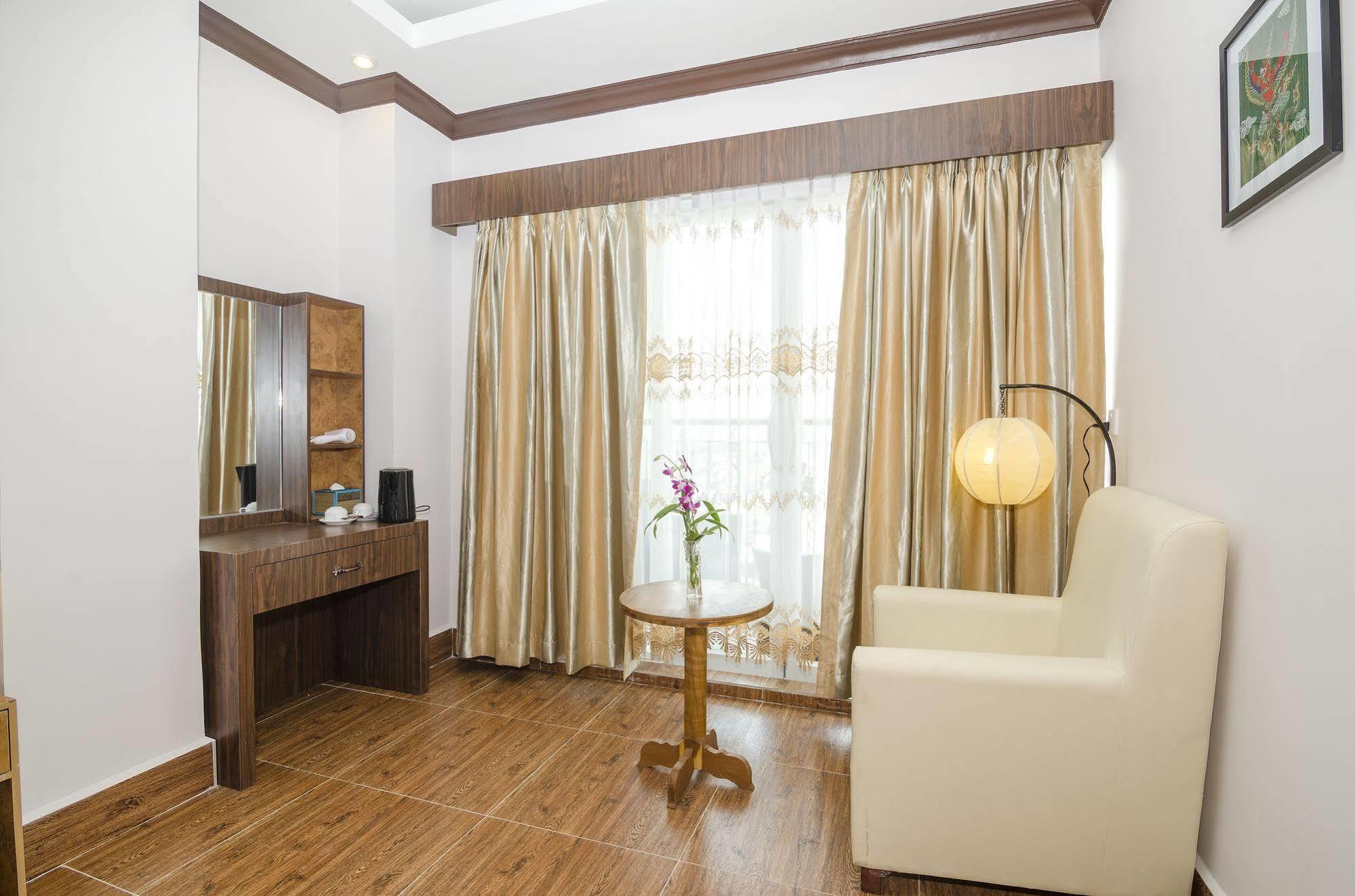 Phuminh Hotel Riverside Phnom Penh Dış mekan fotoğraf